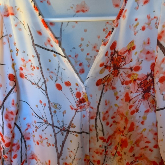 Ricki’s Tunic/Blouse - Picture 2 of 7